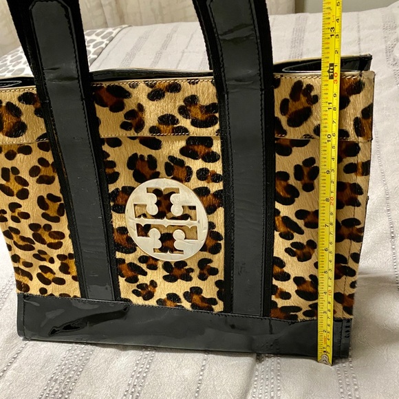 Tory burch ella tote pony hair. - Picture 9 of 11